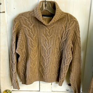 Hillary Rohde Vintage handknit Scottish 100% cashmere Sweater size small.